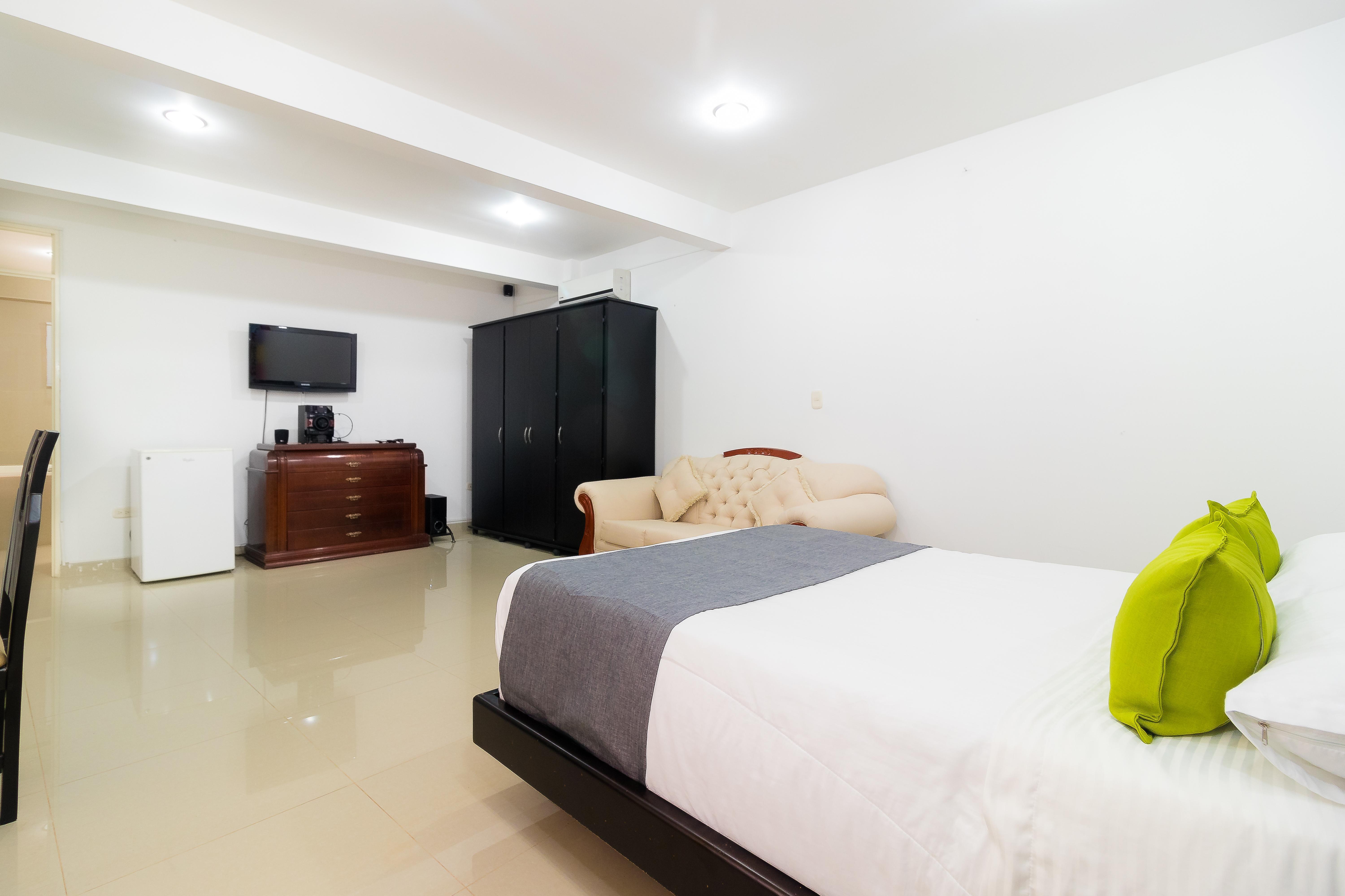 Ayenda 1132 Copiclub Hotel Ibagué Екстериор снимка