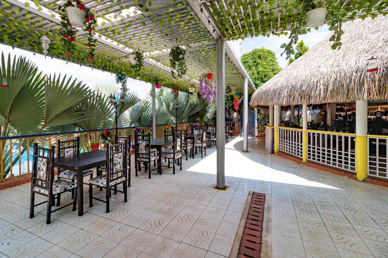 Ayenda 1132 Copiclub Hotel Ibagué Екстериор снимка