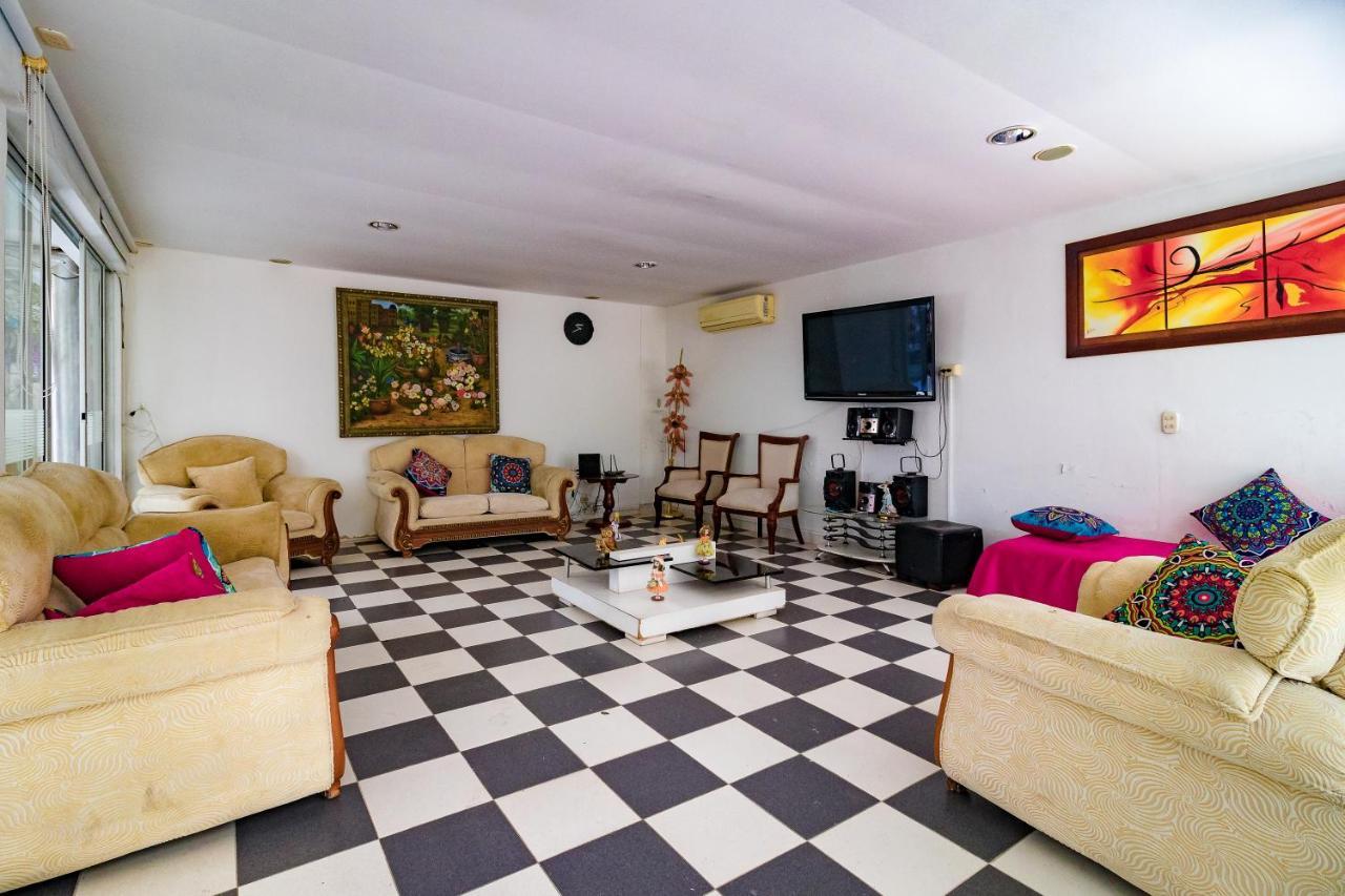 Ayenda 1132 Copiclub Hotel Ibagué Екстериор снимка